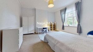 Spacious and Fully Furnished Room in Shared House on Stirling Street, Birmingham - 4